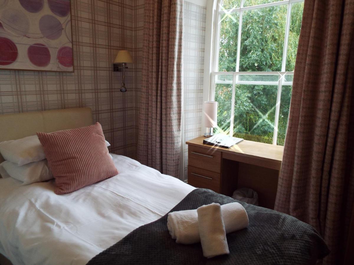 Llety Teifi Guesthouse Cardigan Eksteriør billede